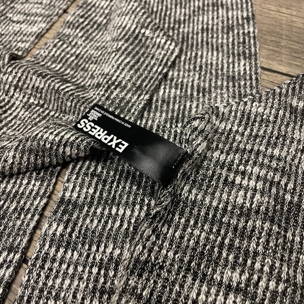 NWT Express Fashion Neck Scarf 🧣